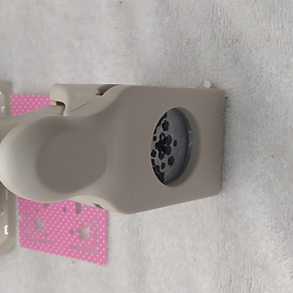 Martha Stewart scrapbooking craft paper punches 2 of them, hearts, 2 in cut - Picture 3 of 5